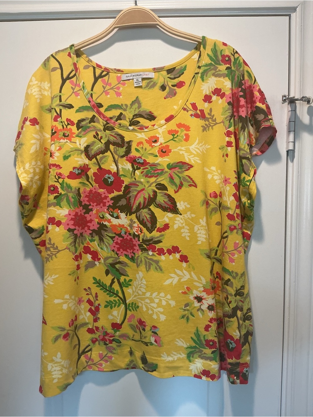 Isaac Mizrahi Yellow Floral Short Sleeve Tee XL